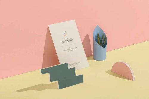 潘通2021年度代表色揭曉 灰黃交織，注定輝煌，引領(lǐng)服裝與平面設(shè)計新潮流